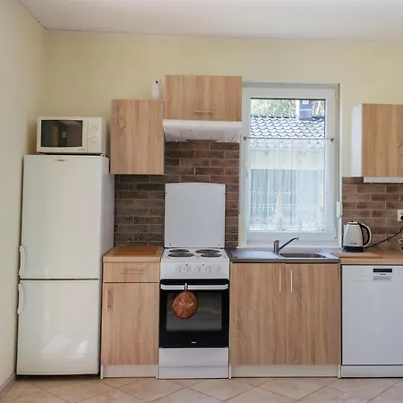 Letniskowy Pod Topolami Ferienhaus Sierakow (Greater Poland)