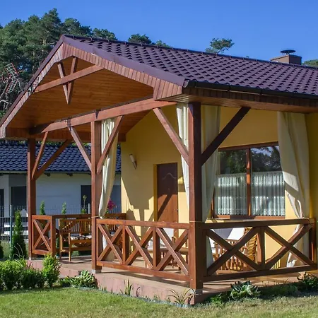 Letniskowy Pod Topolami Holiday home *
