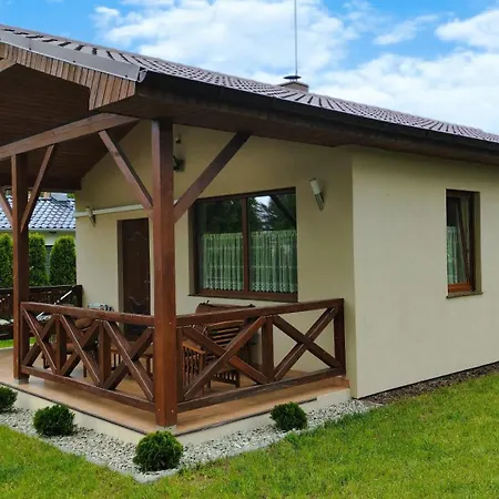 Letniskowy Pod Topolami Holiday home *