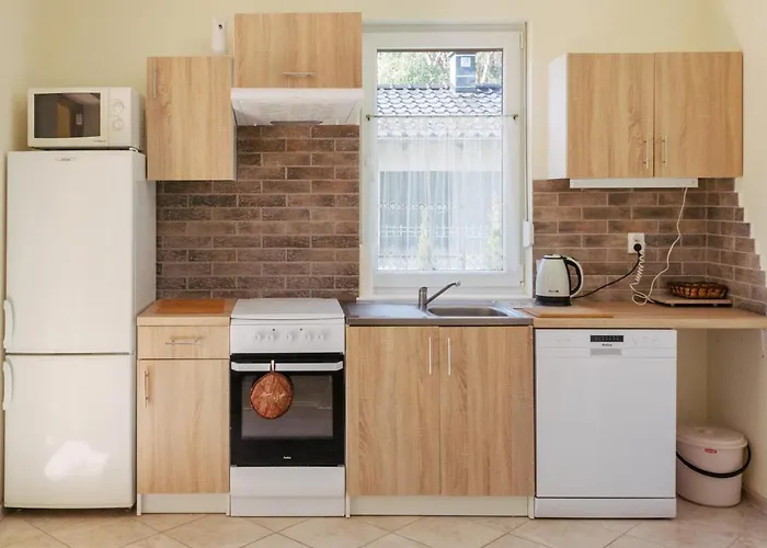 Nyaraló Letniskowy Pod Topolami